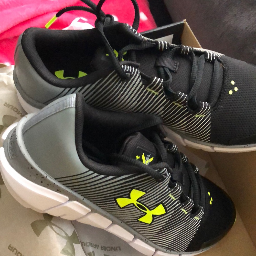 Brand new boys Under armour sneakers